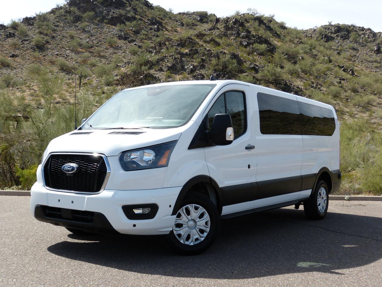 Ford Transit 350 Wagon Med. Roof XLT w/Sliding Pass. 148-in. WB 2024