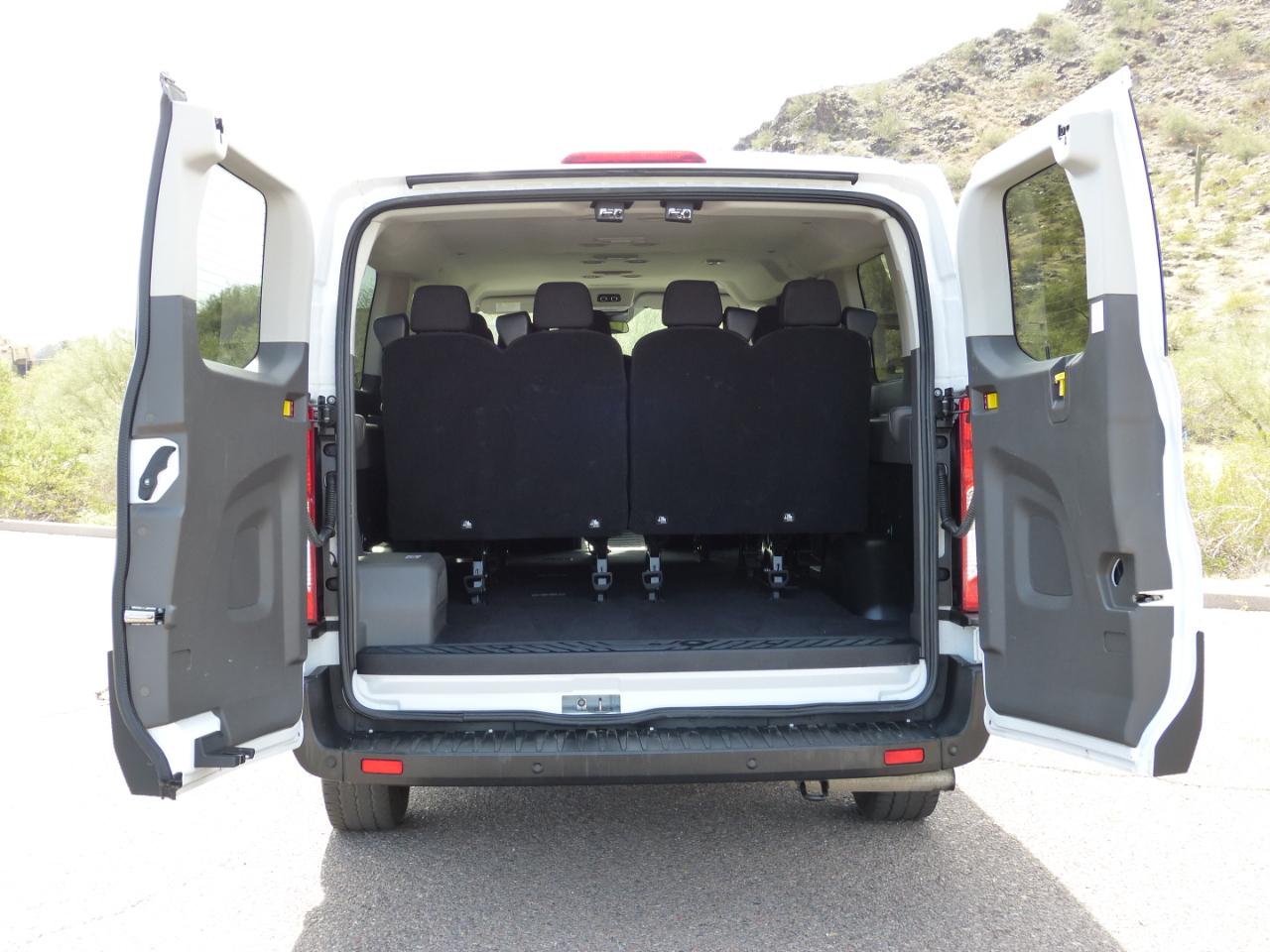 Ford Transit 350 Wagon Med. Roof XLT w/Sliding Pass. 148-in. WB 2024