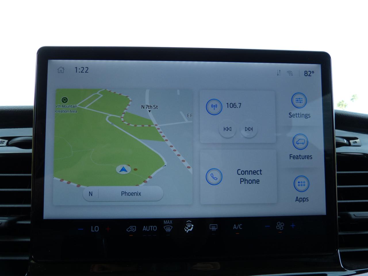 Ford Transit 350 Wagon Med. Roof XLT w/Sliding Pass. 148-in. WB 2024