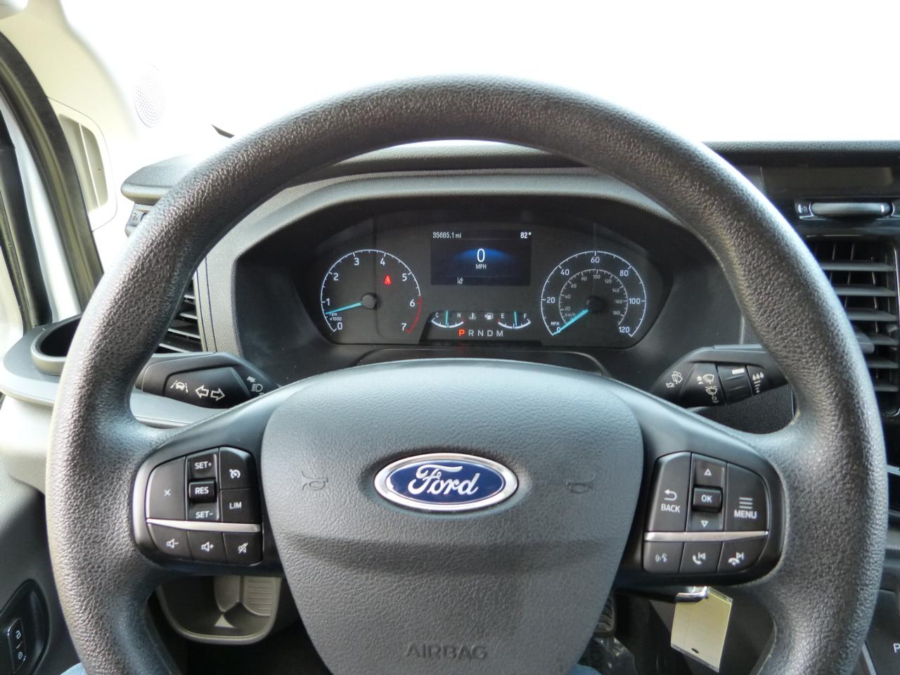 Ford Transit 350 Wagon Med. Roof XLT w/Sliding Pass. 148-in. WB 2024