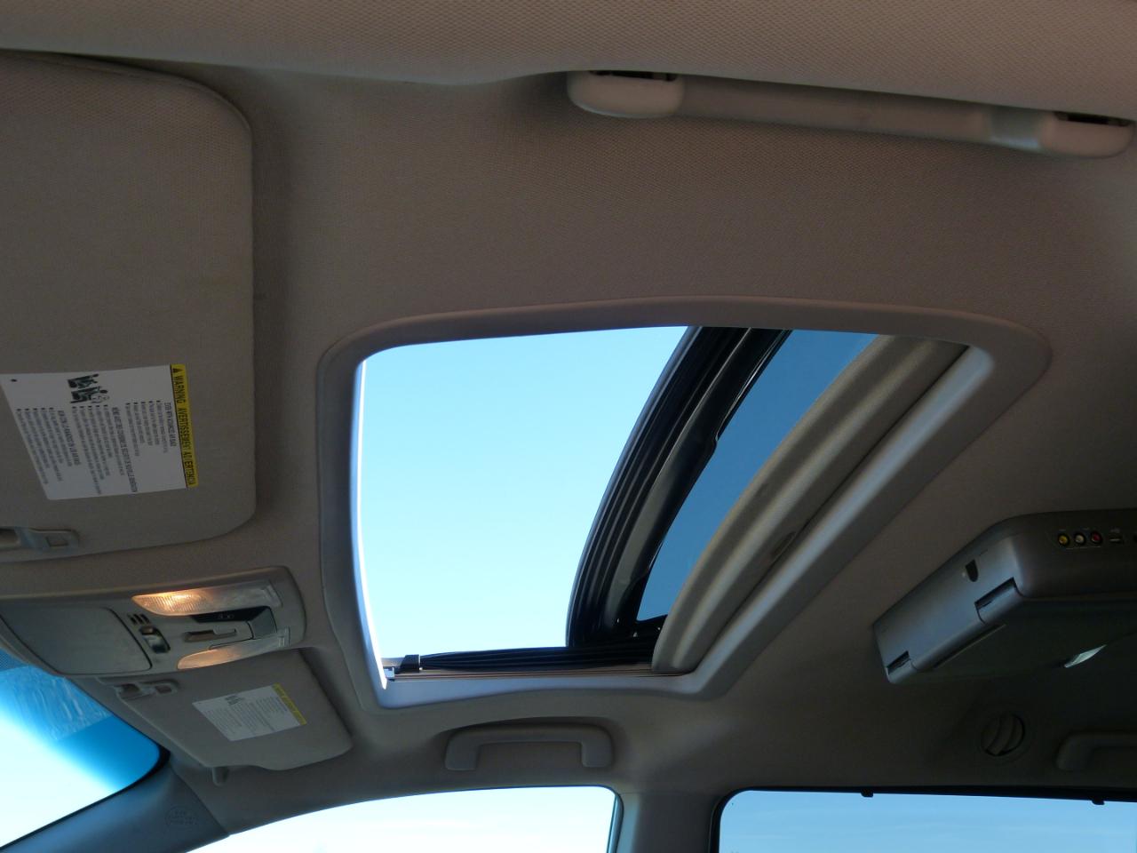 Toyota Sienna XLE FWD 8-Passenger V6 2016