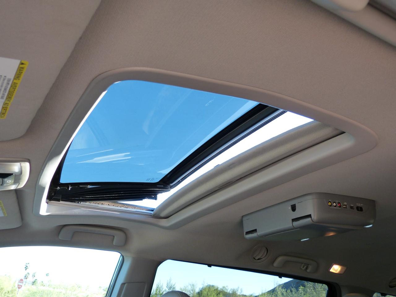 Toyota Sienna XLE FWD 8-Passenger V6 2016