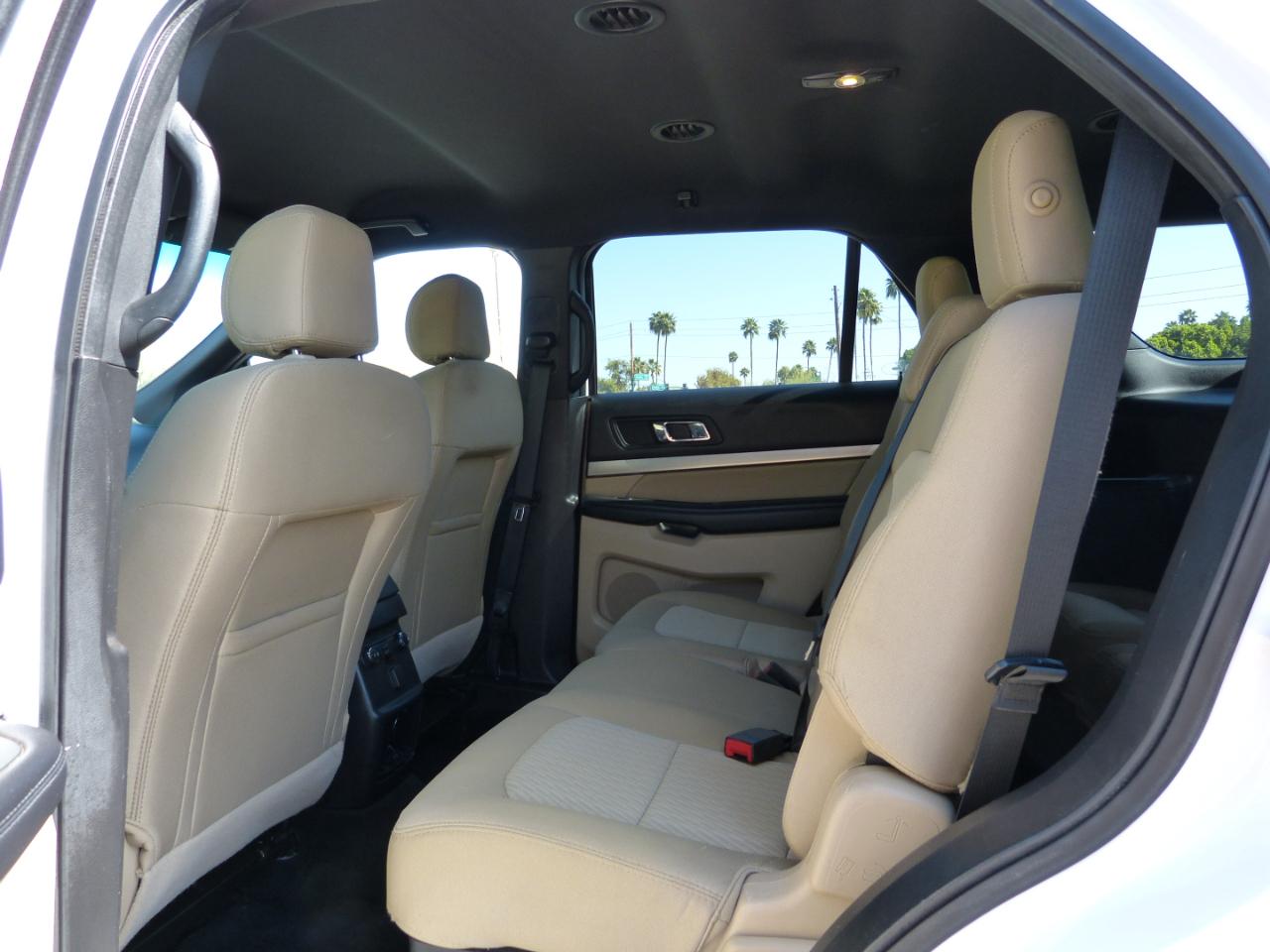 Ford Explorer Base 4WD 2016