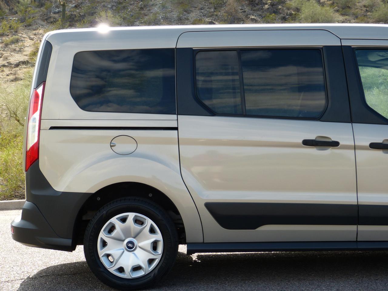 Ford Transit Connect Wagon XL w/Rear Liftgate LWB 2016