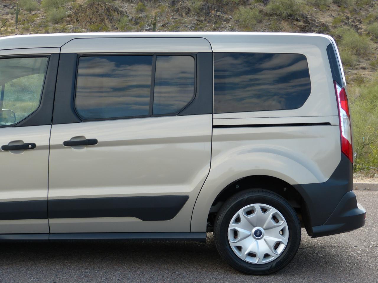 Ford Transit Connect Wagon XL w/Rear Liftgate LWB 2016