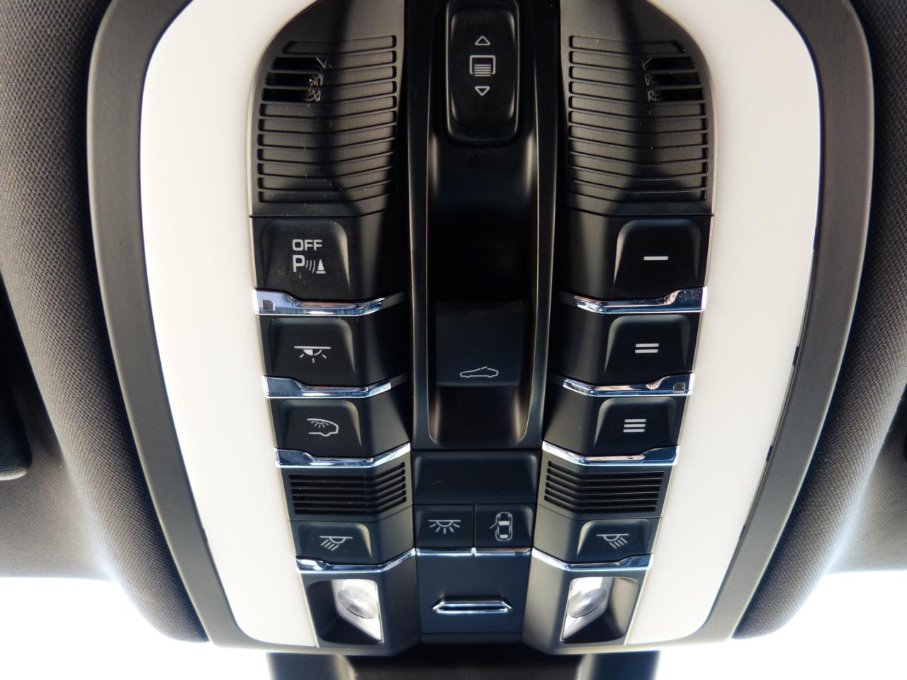 Porsche Macan GTS 2018