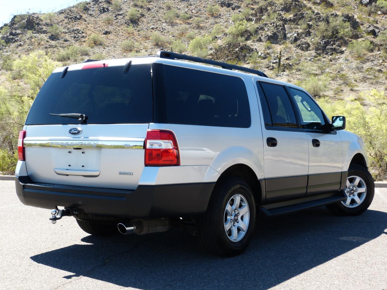 Ford Expedition EL XL 4WD 2017