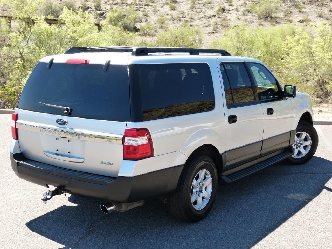 Ford Expedition EL XL 4WD 2017