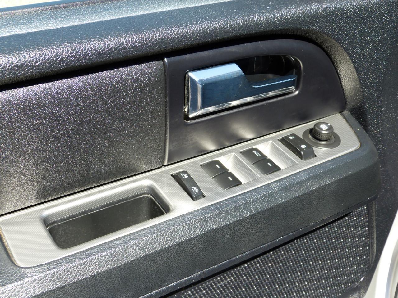 Ford Expedition EL XL 4WD 2017