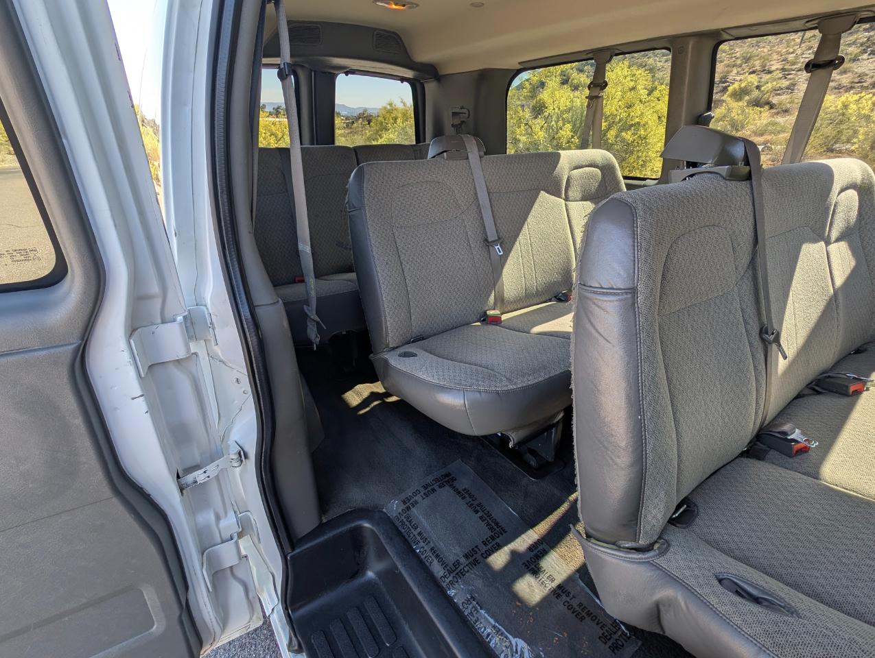 Chevrolet Express LS 2500 2016