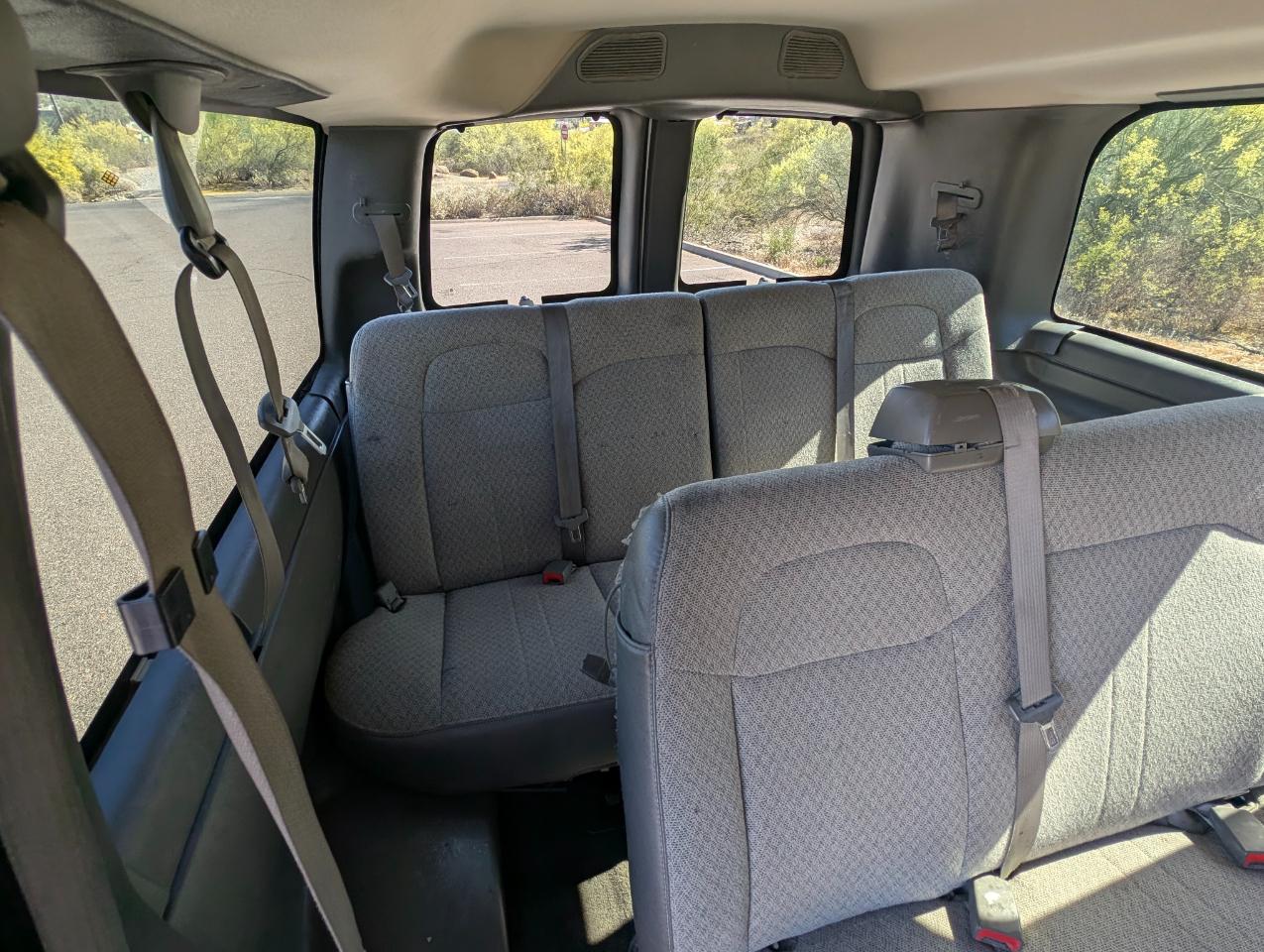 Chevrolet Express LS 2500 2016