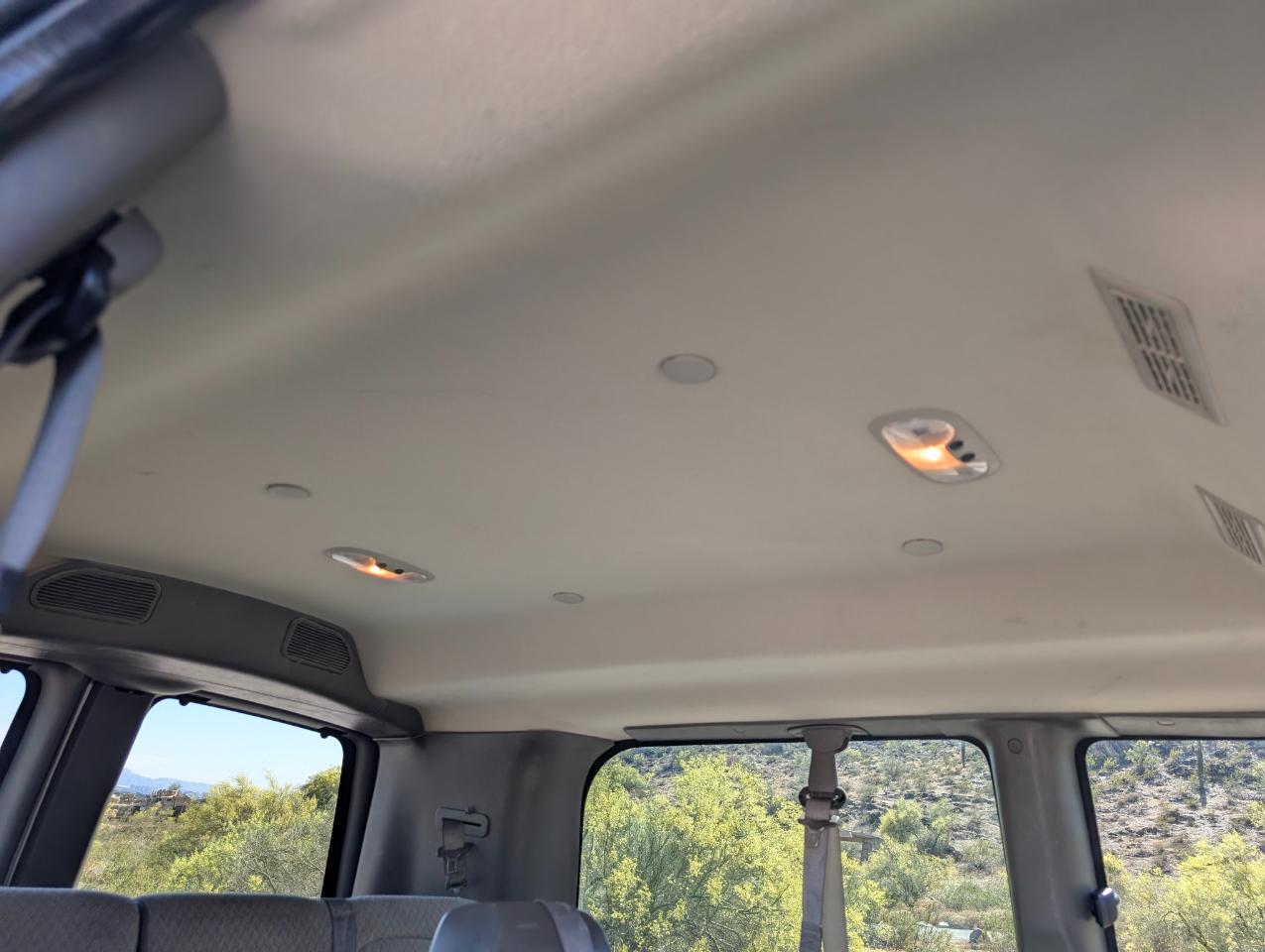 Chevrolet Express LS 2500 2016