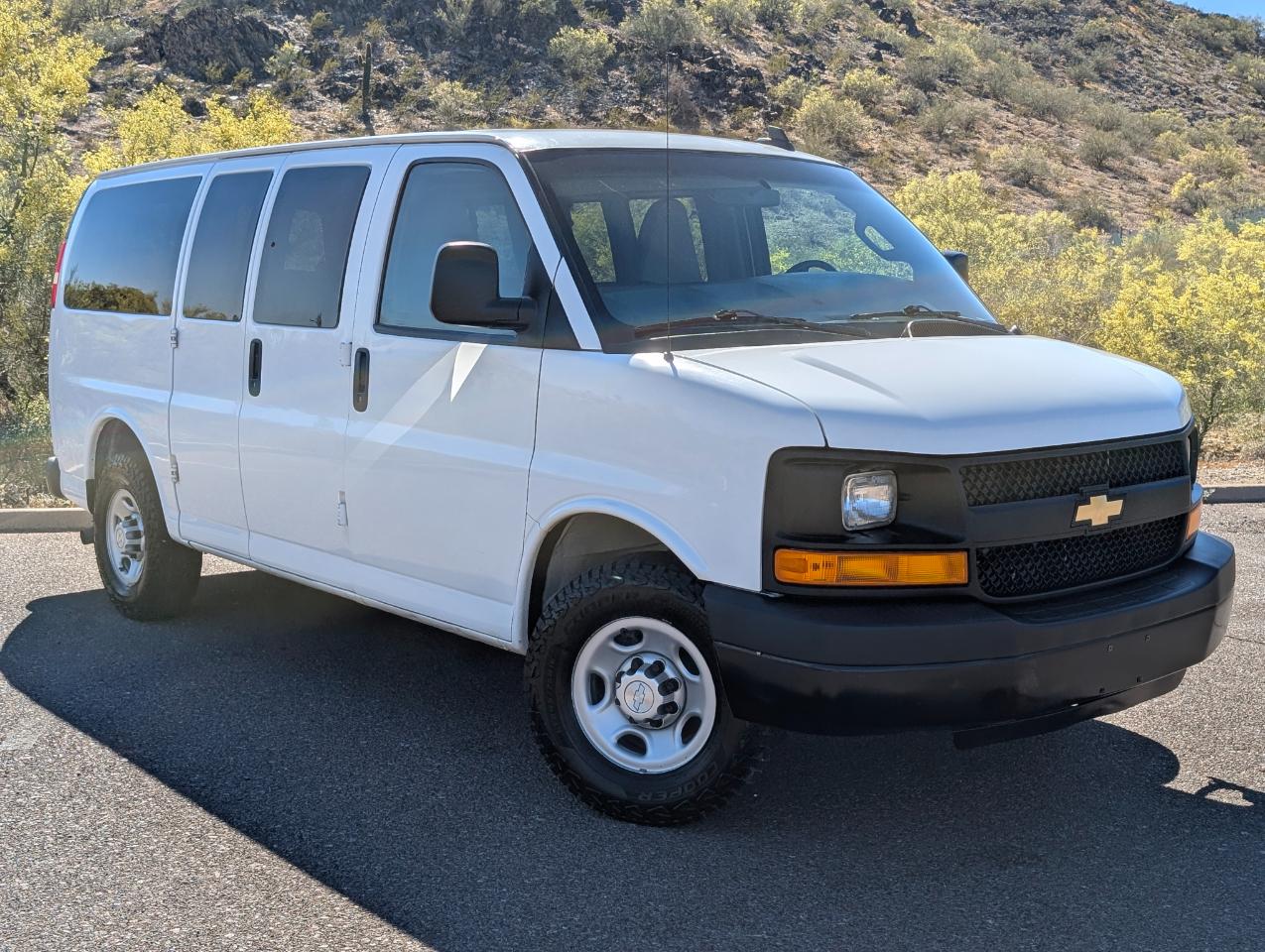 Chevrolet Express LS 2500 2016