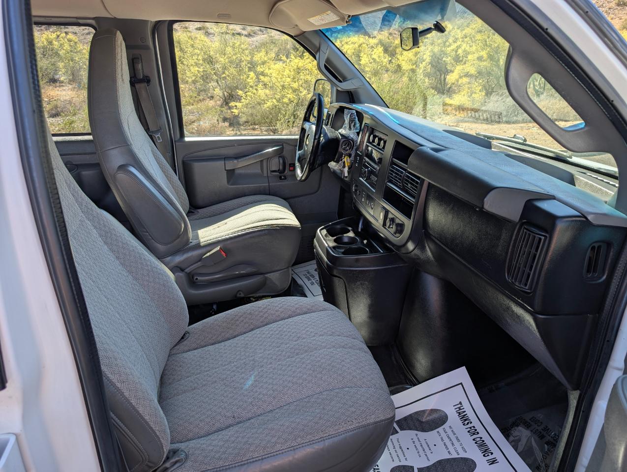 Chevrolet Express LS 2500 2016