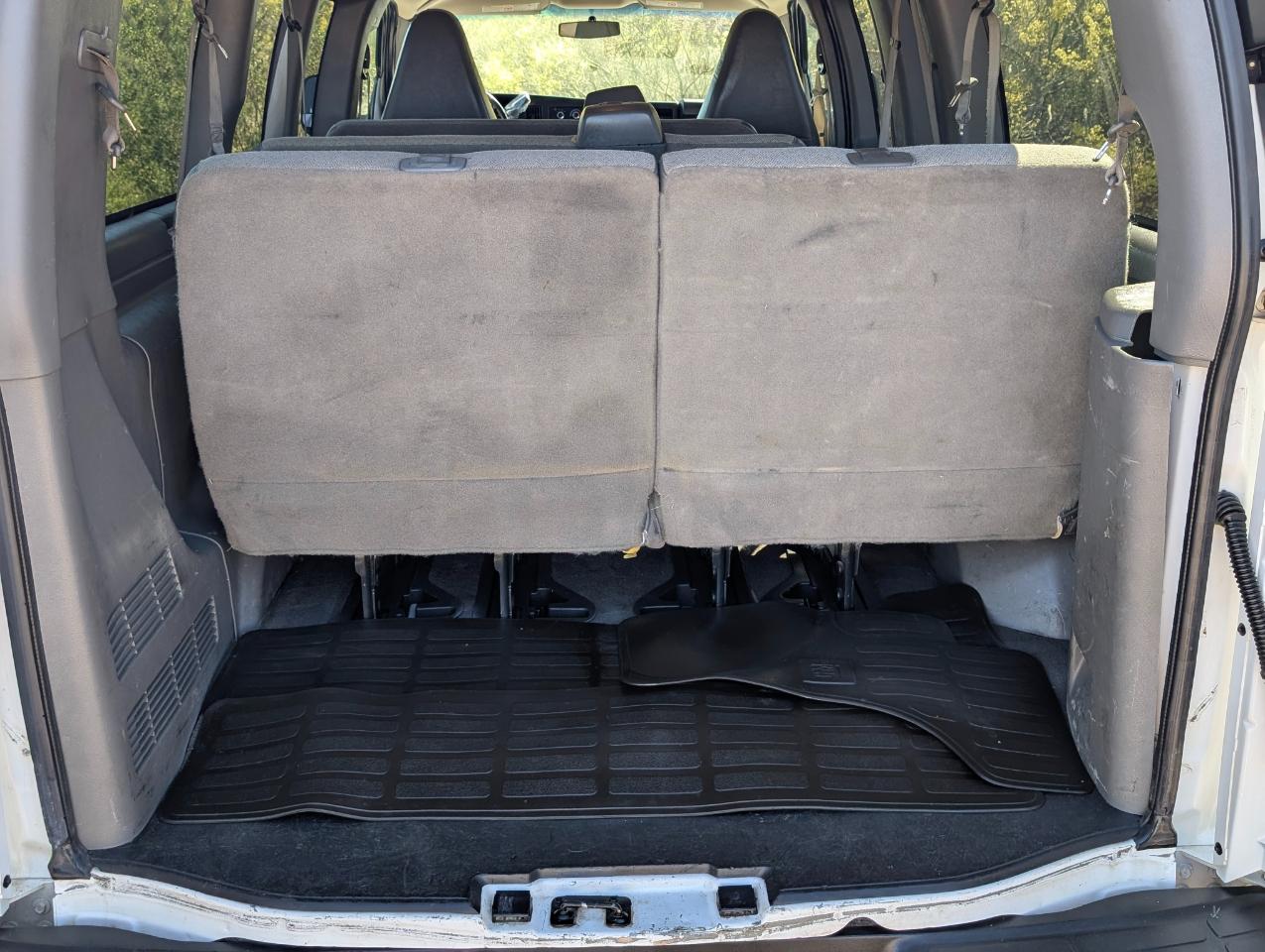 Chevrolet Express LS 2500 2016