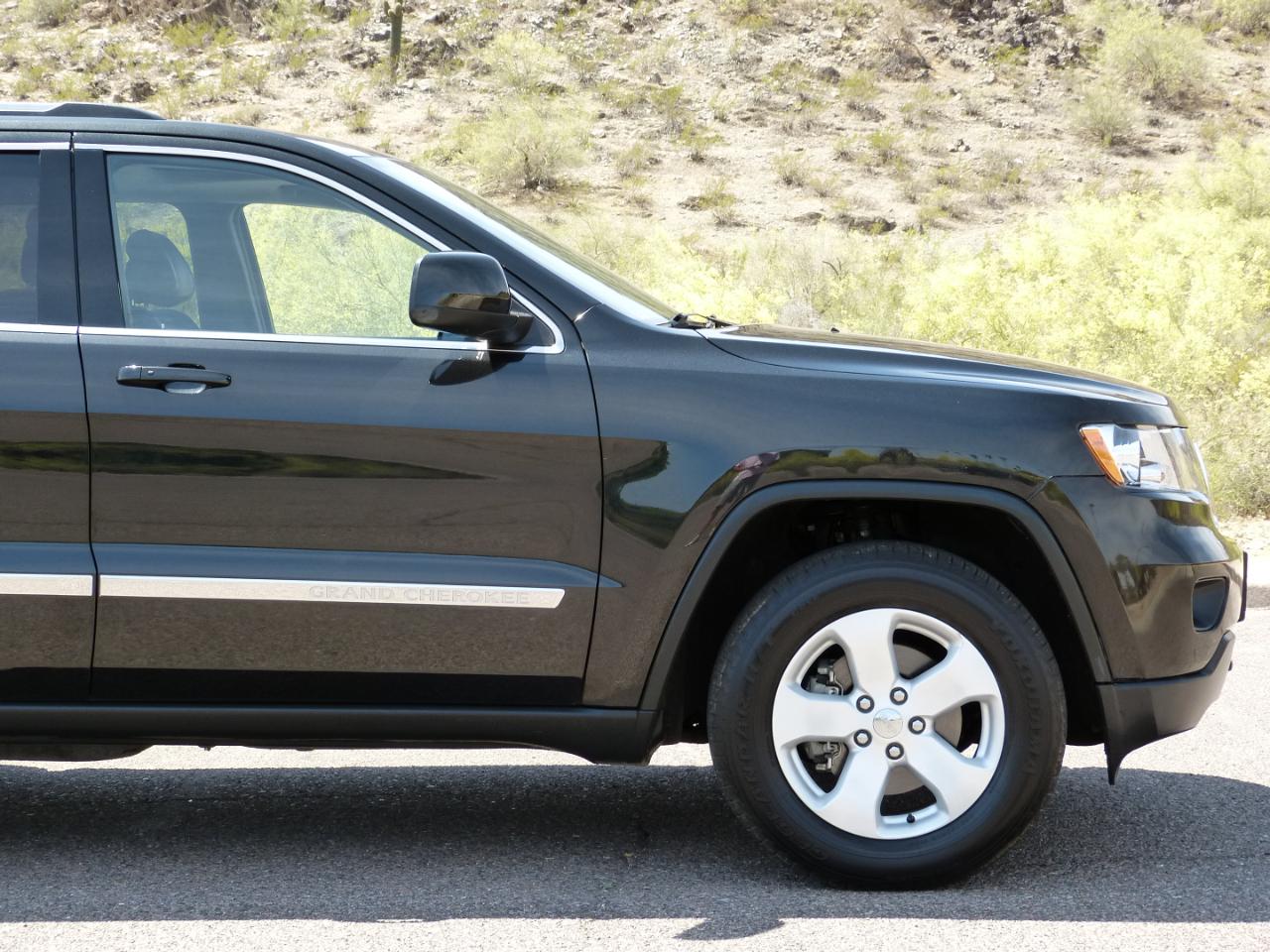 Jeep Grand Cherokee Laredo 4WD 2013