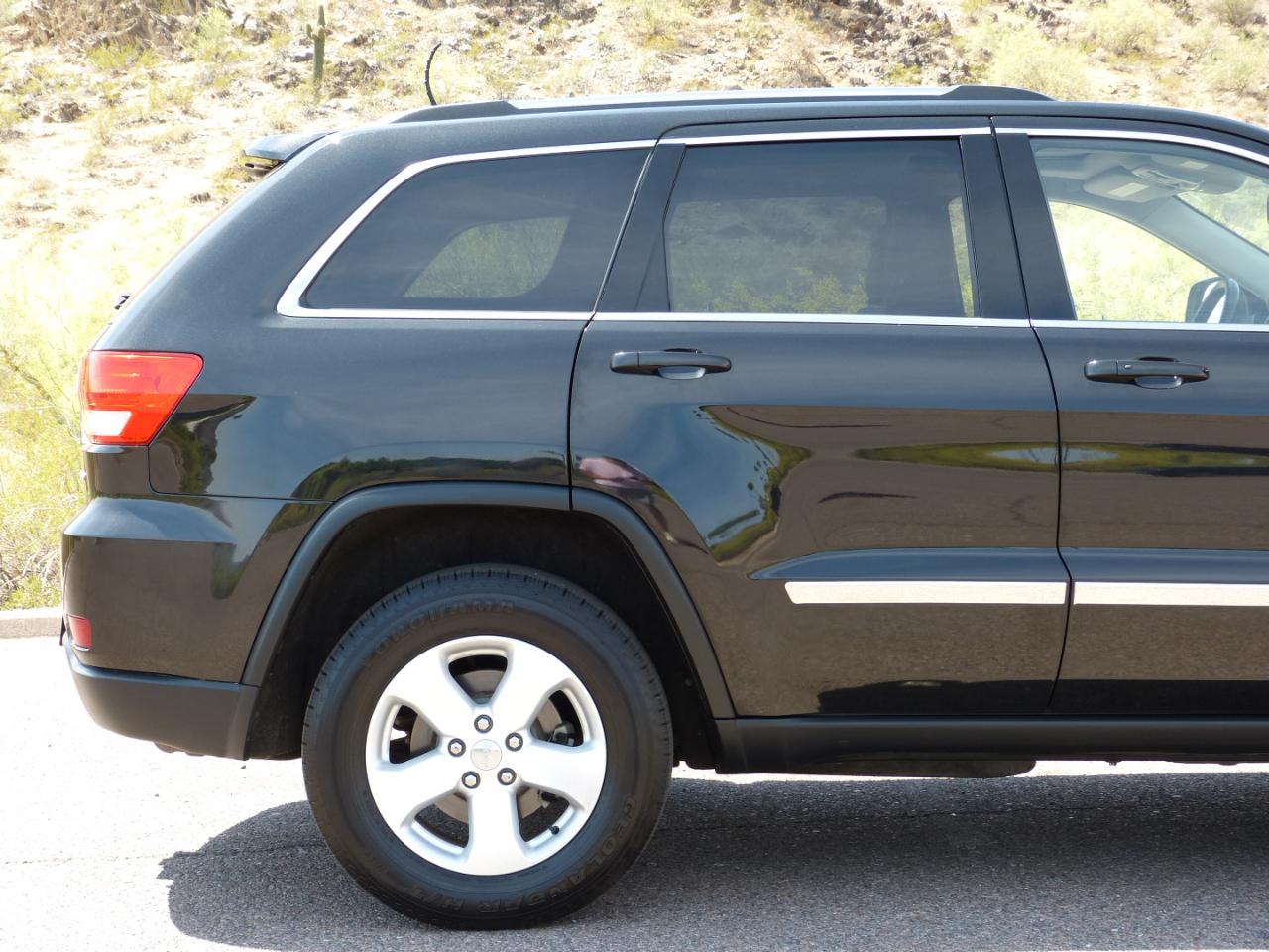 Jeep Grand Cherokee Laredo 4WD 2013