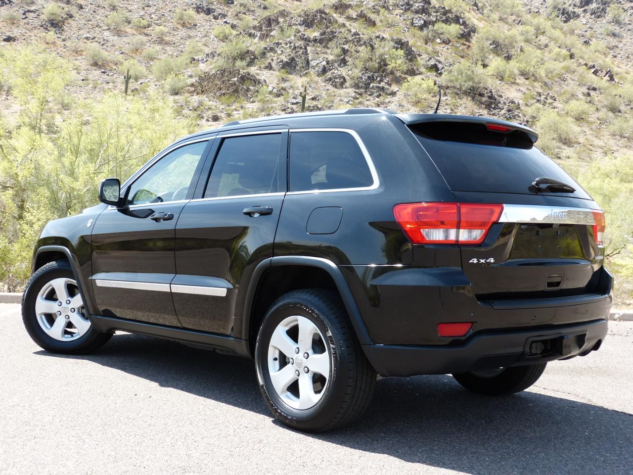 Jeep Grand Cherokee Laredo 4WD 2013