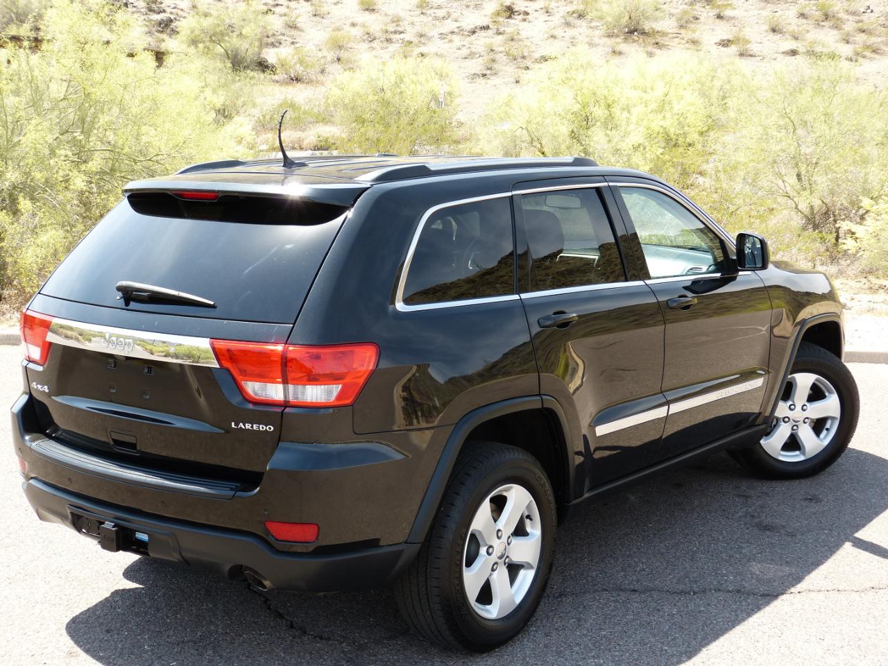 Jeep Grand Cherokee Laredo 4WD 2013