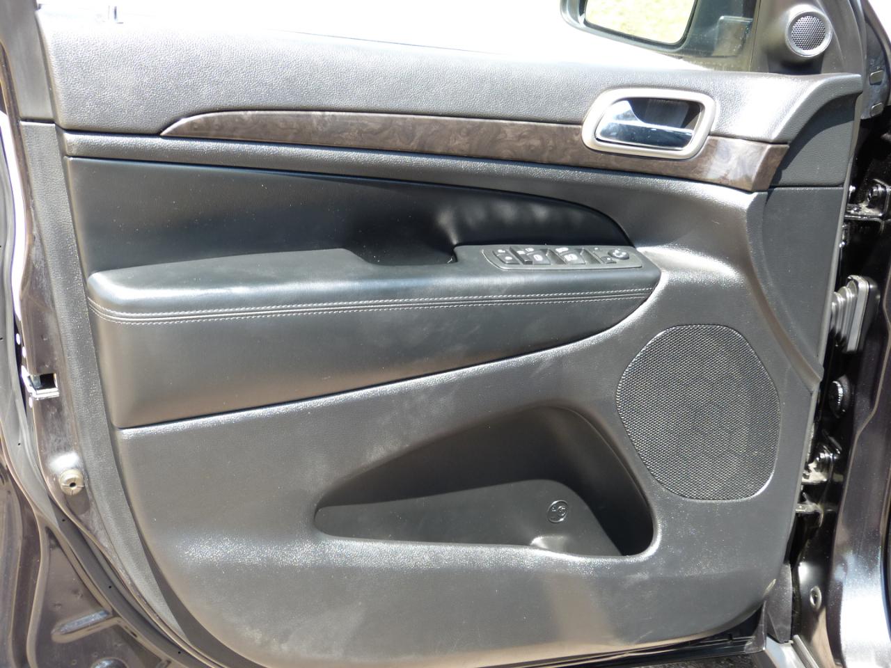 Jeep Grand Cherokee Laredo 4WD 2013