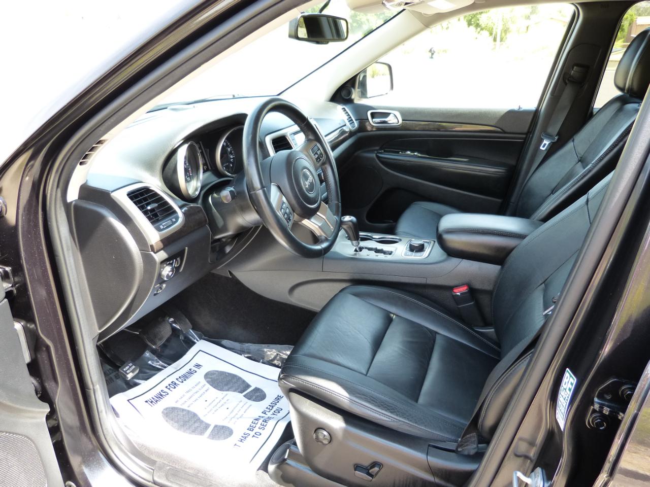 Jeep Grand Cherokee Laredo 4WD 2013