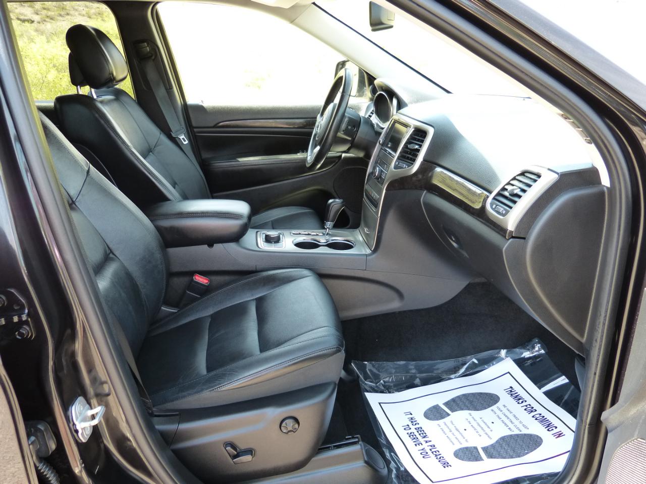 Jeep Grand Cherokee Laredo 4WD 2013