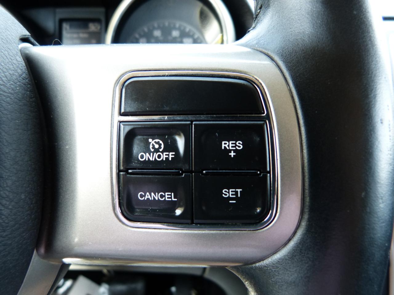 Jeep Grand Cherokee Laredo 4WD 2013