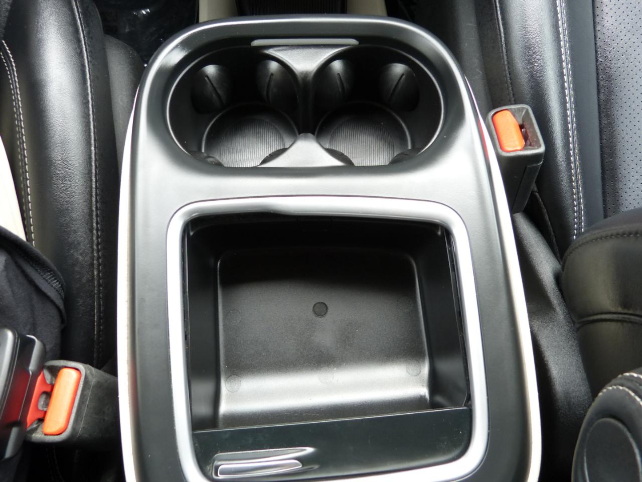 Chrysler Pacifica Touring L 2024