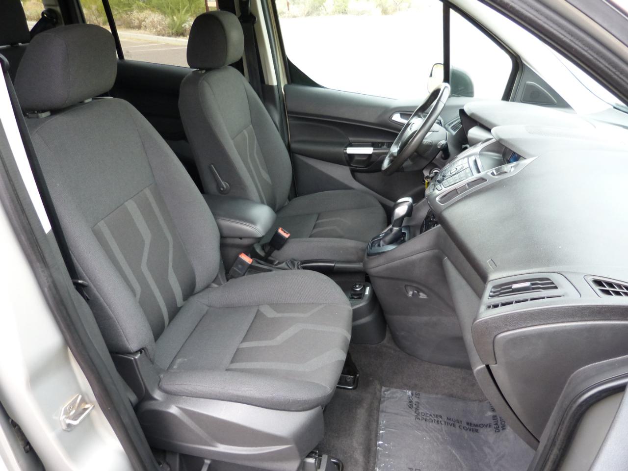 Ford Transit Connect Wagon XLT 2016