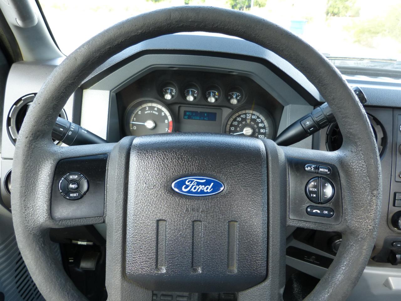 Ford F-250 SD XLT 2WD 2016