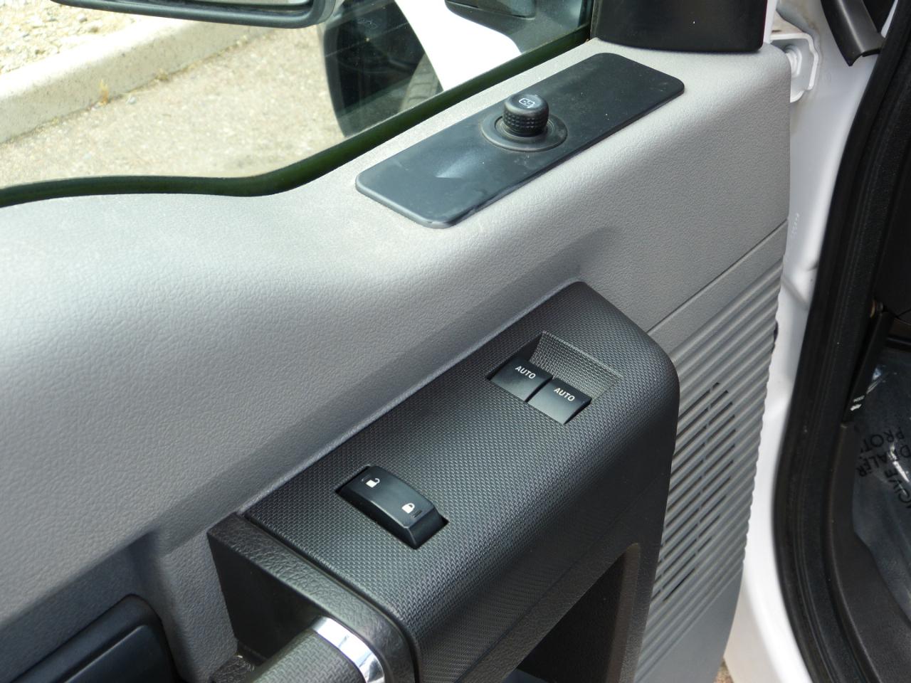 Ford F-350 SD XL DRW 2WD 2014