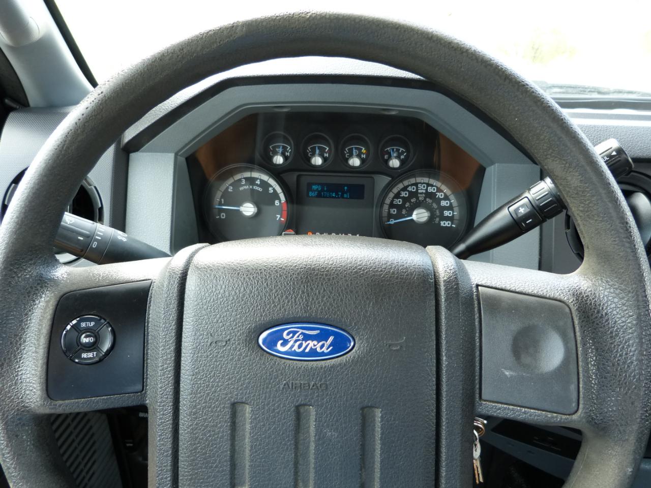 Ford F-350 SD XL DRW 2WD 2014