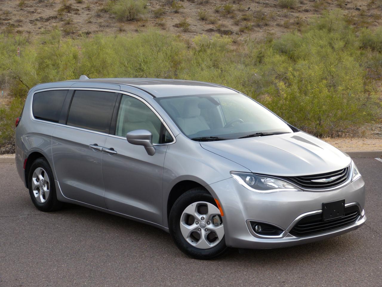 Chrysler Pacifica Hybrid Touring Plus 2018