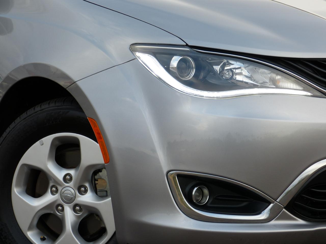 Chrysler Pacifica Hybrid Touring Plus 2018