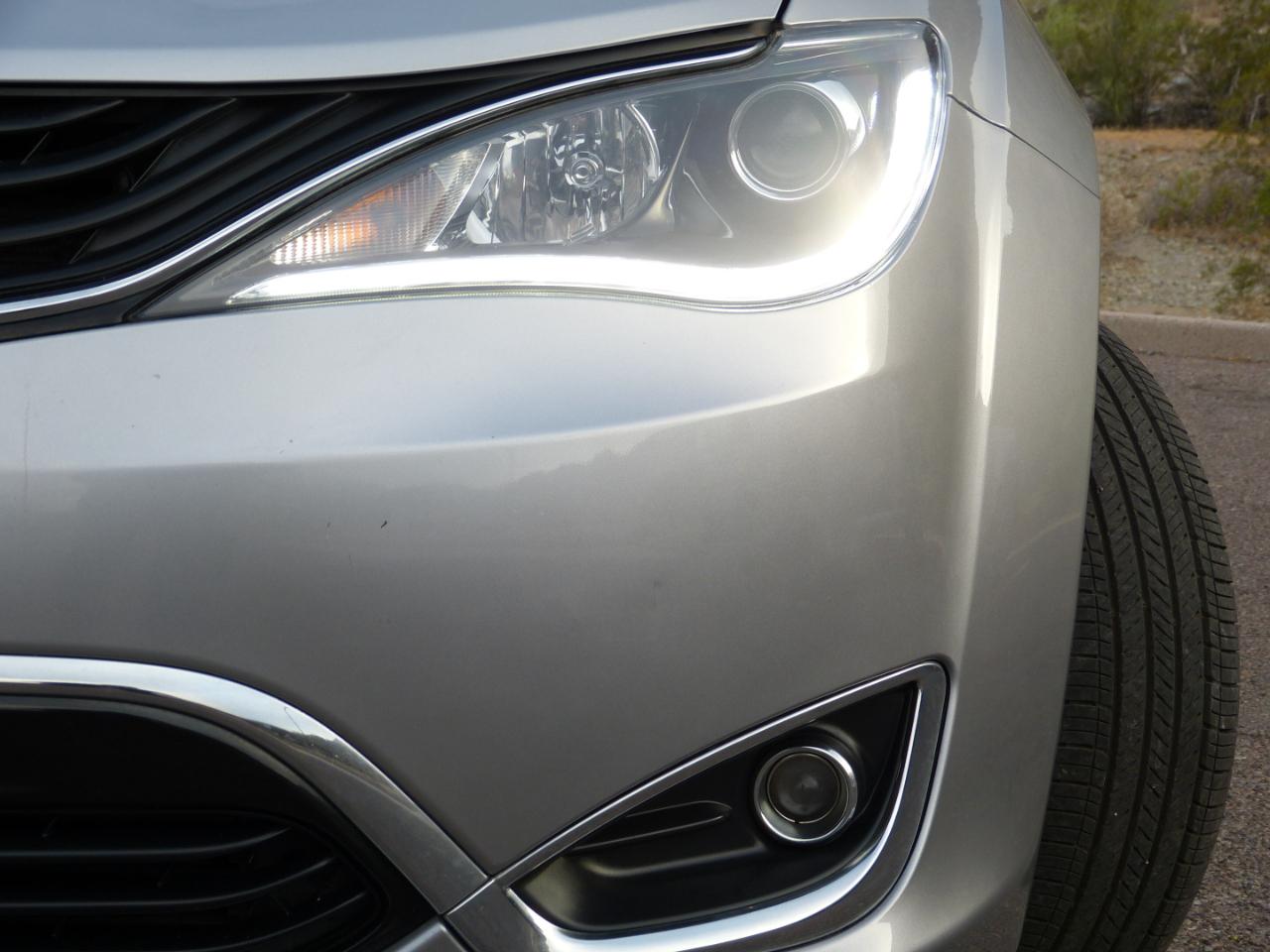 Chrysler Pacifica Hybrid Touring Plus 2018