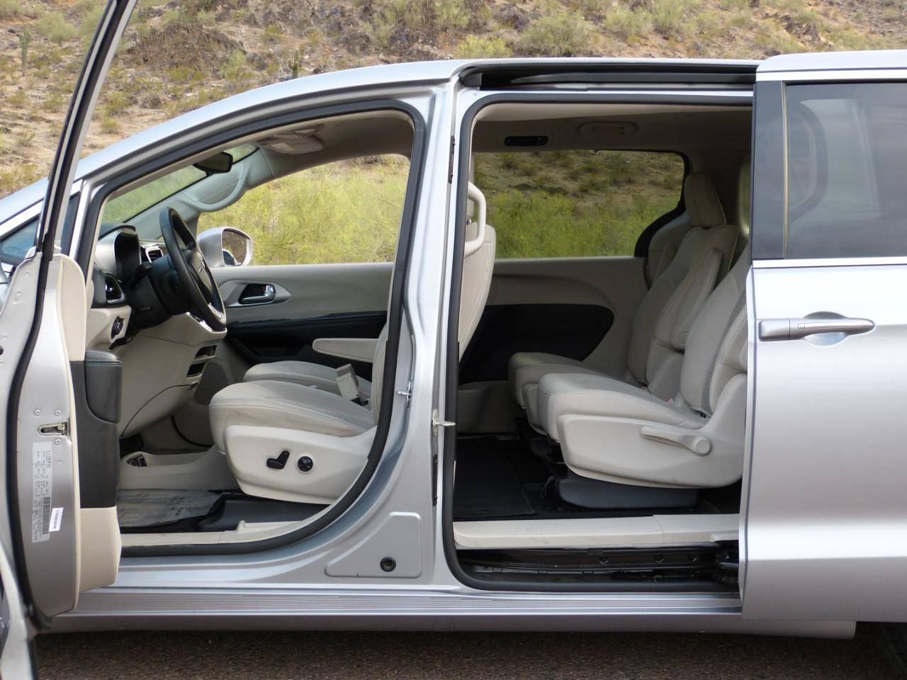 Chrysler Pacifica Hybrid Touring Plus 2018