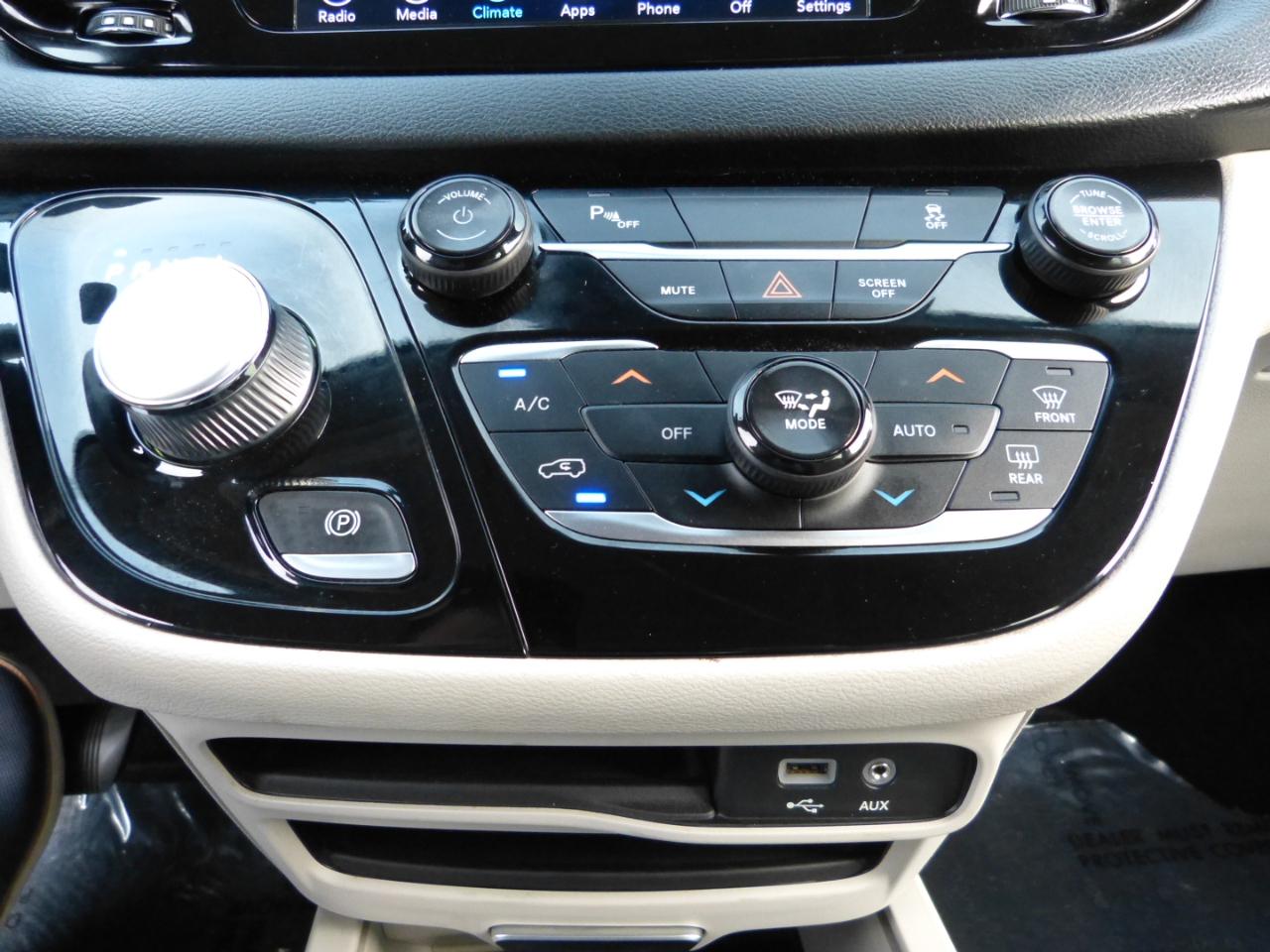 Chrysler Pacifica Hybrid Touring Plus 2018