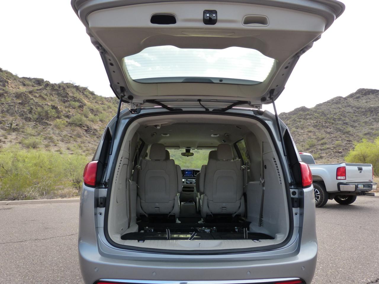 Chrysler Pacifica Hybrid Touring Plus 2018