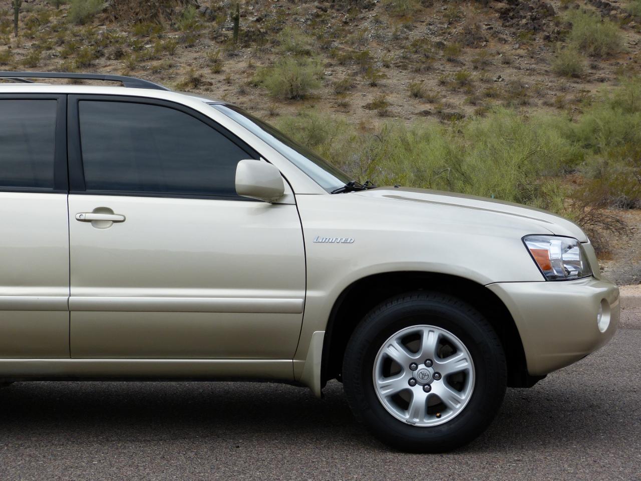 Toyota Highlander V6 2WD 2003