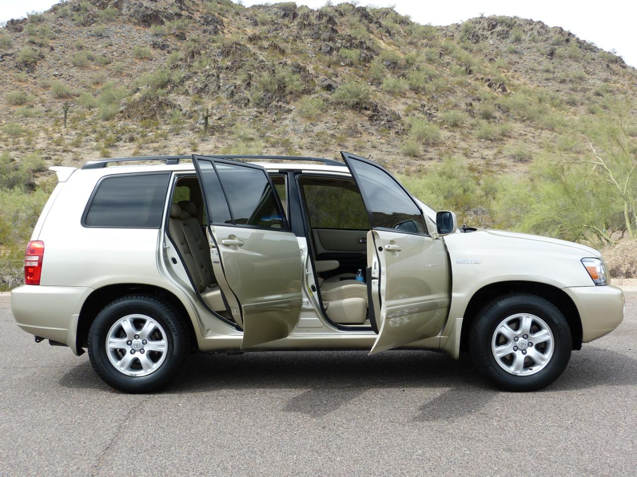 Toyota Highlander V6 2WD 2003