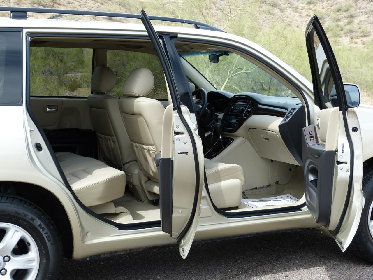 Toyota Highlander V6 2WD 2003