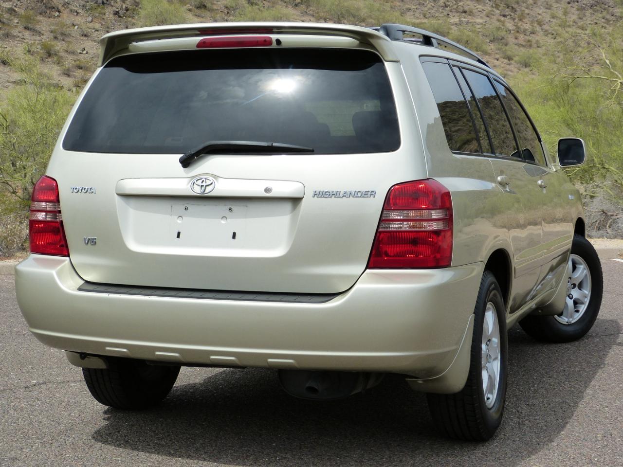 Toyota Highlander V6 2WD 2003