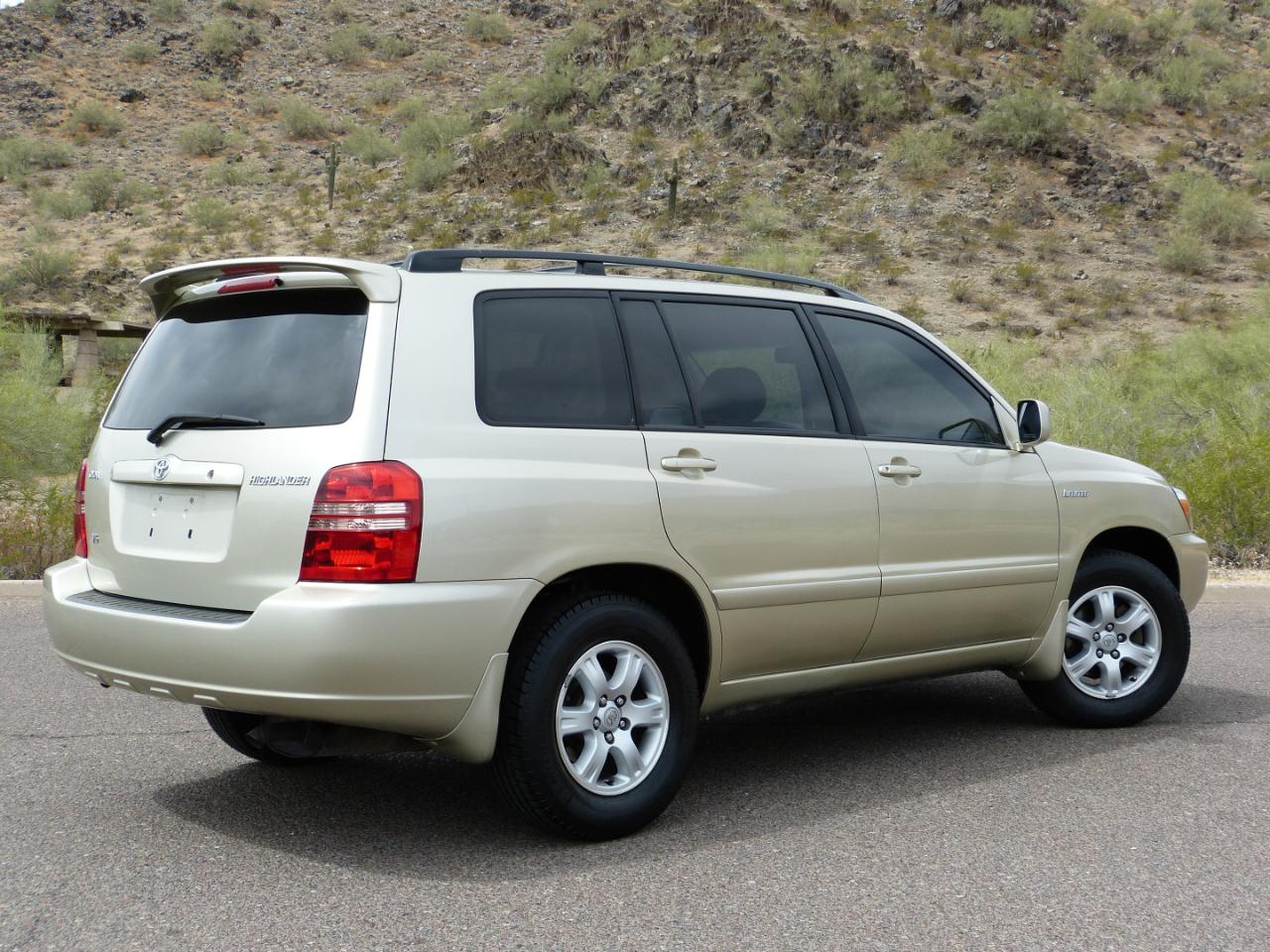 Toyota Highlander V6 2WD 2003