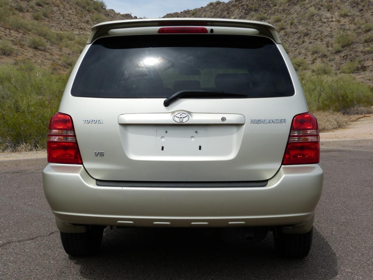 Toyota Highlander V6 2WD 2003