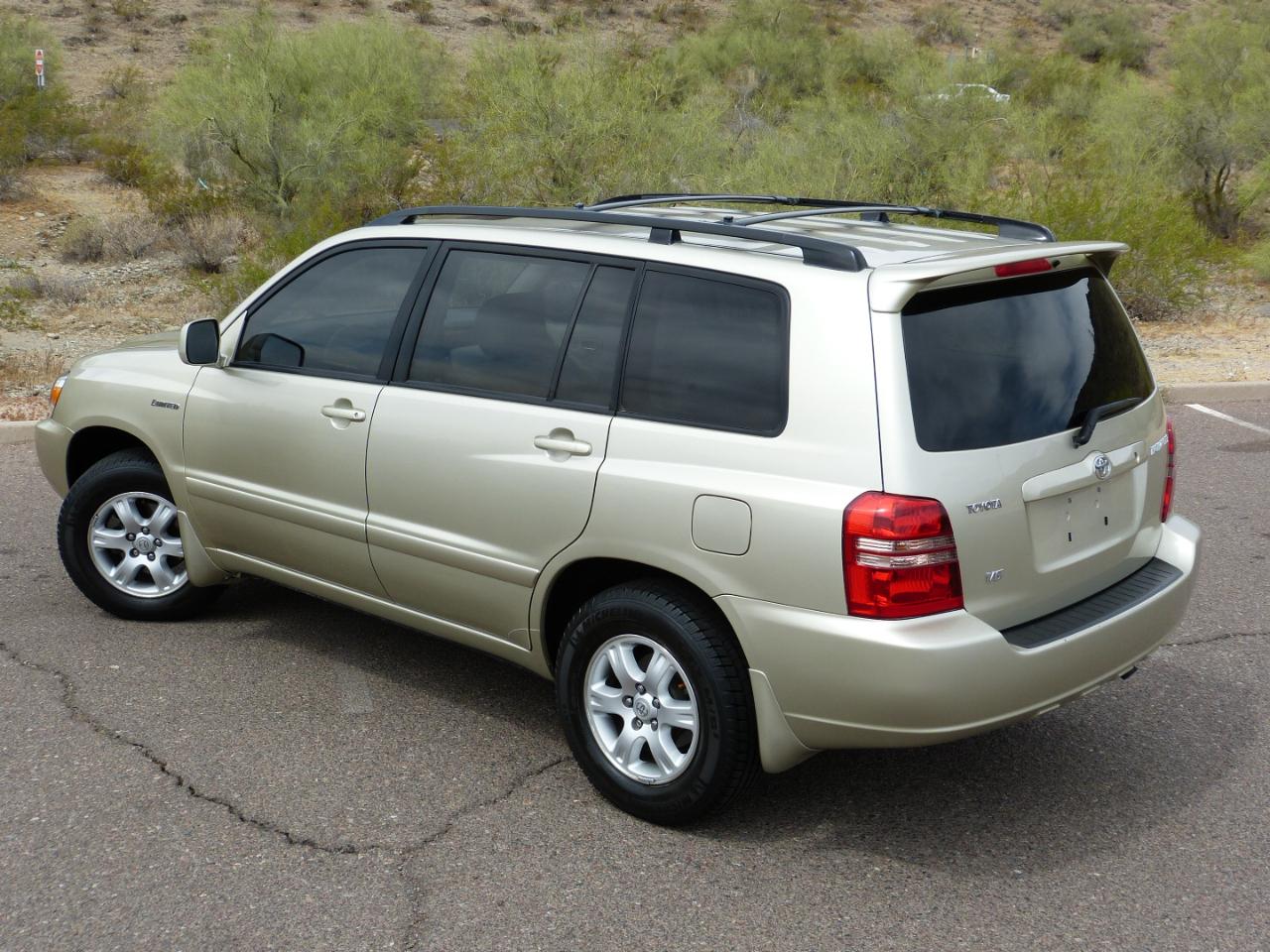 Toyota Highlander V6 2WD 2003