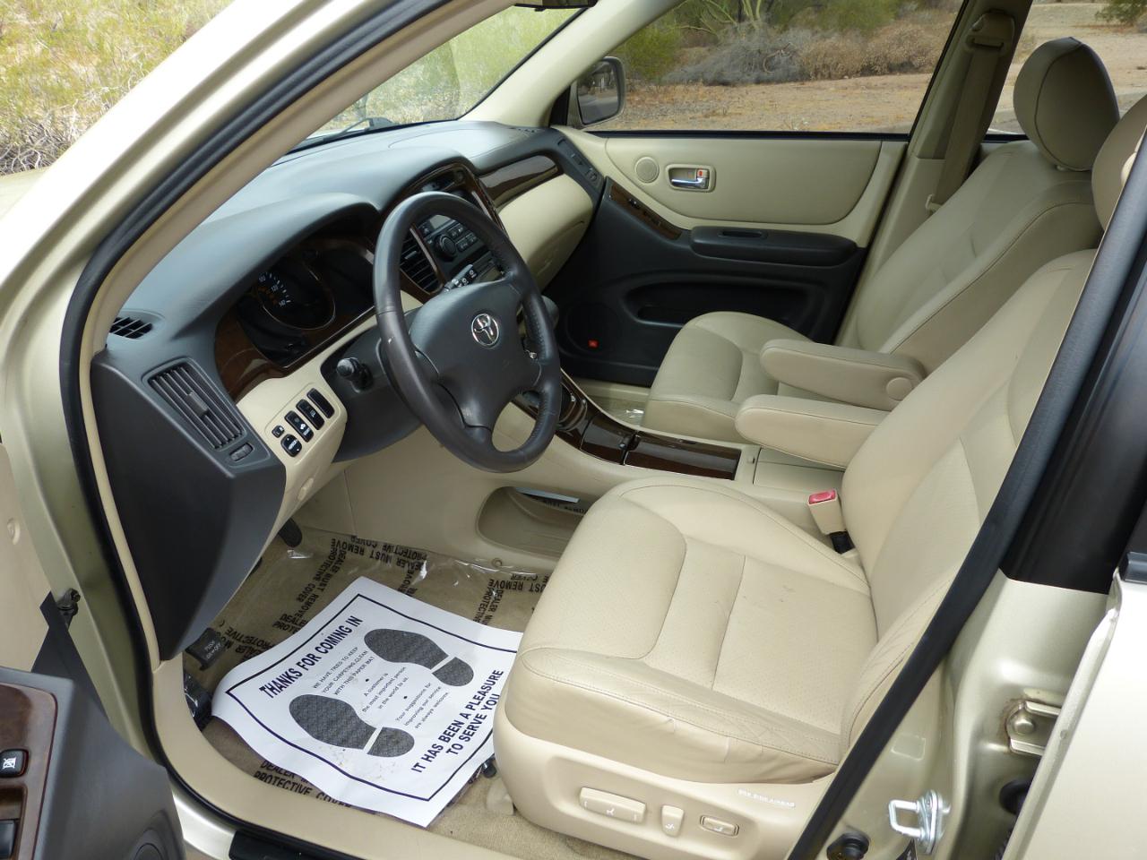 Toyota Highlander V6 2WD 2003