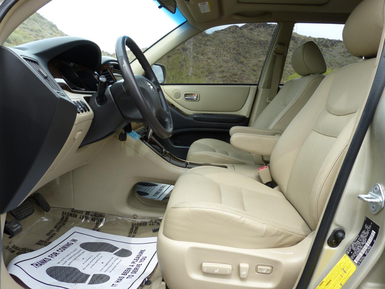 Toyota Highlander V6 2WD 2003