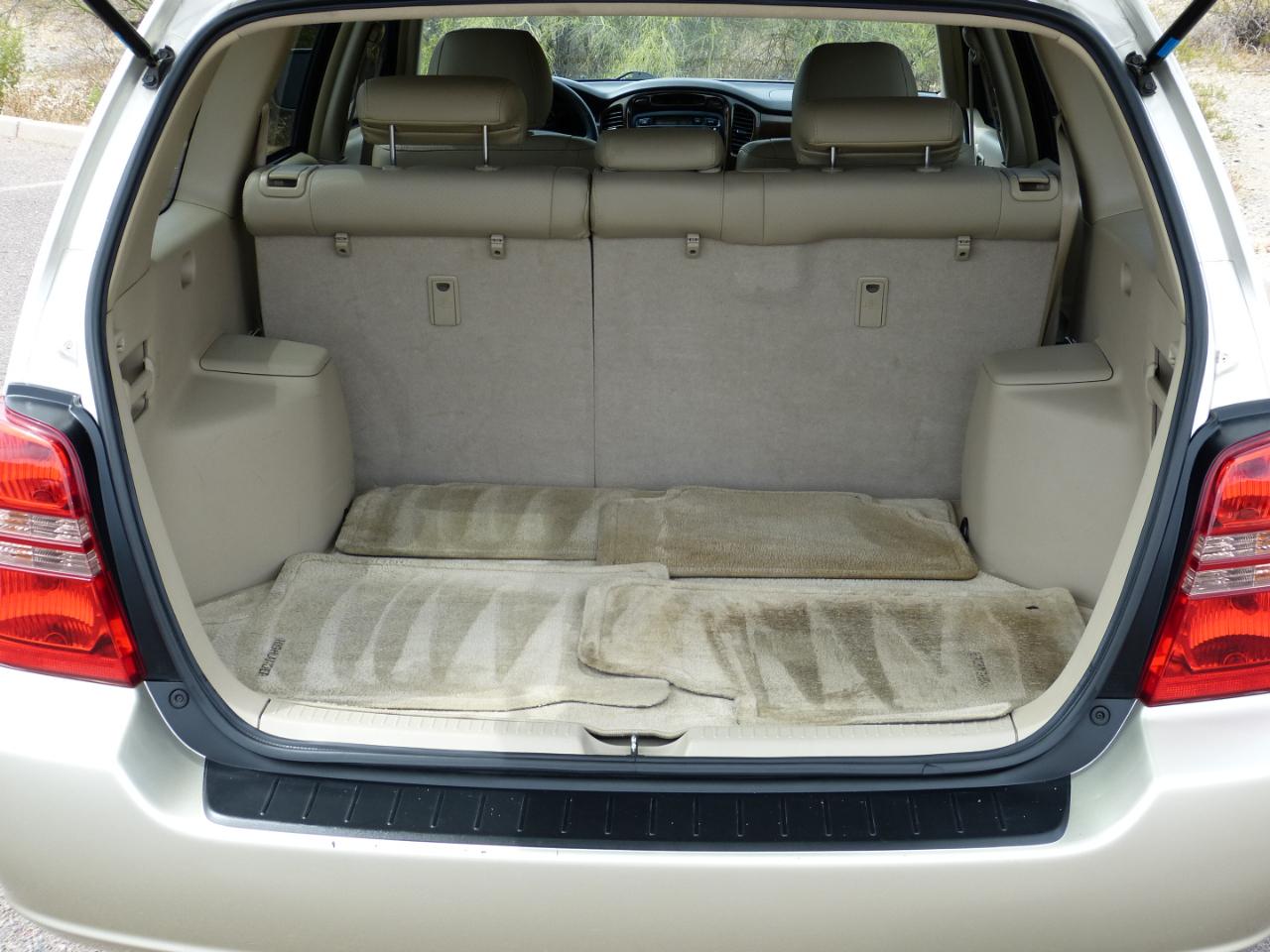 Toyota Highlander V6 2WD 2003