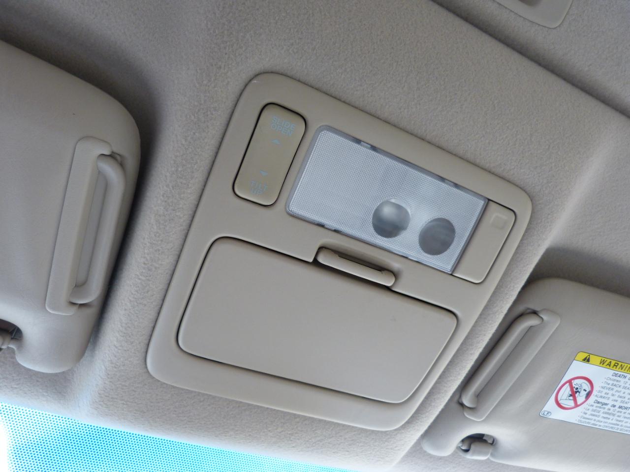 Toyota Highlander V6 2WD 2003