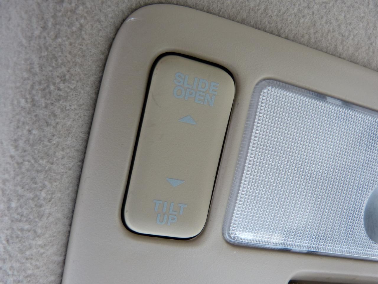 Toyota Highlander V6 2WD 2003